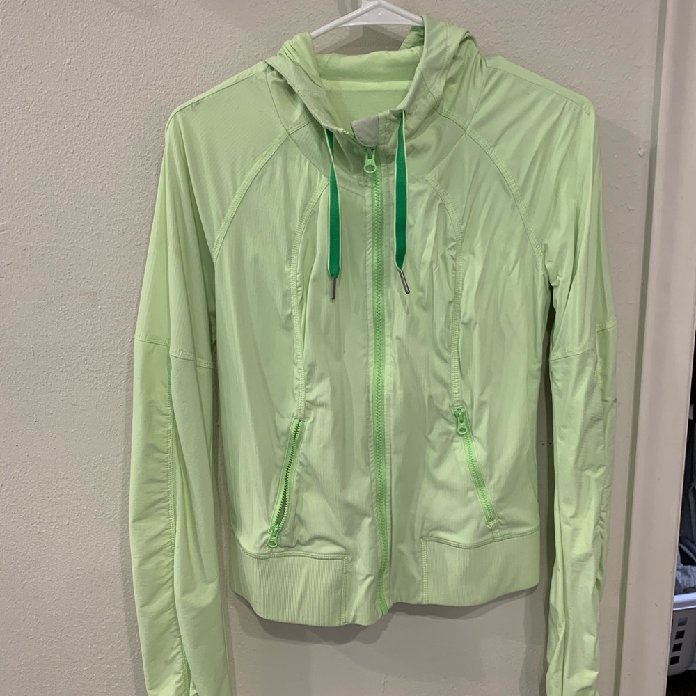 Lululemon neon green jacket